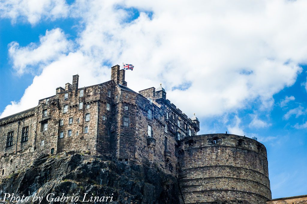 Dramatic photo of Edinburgh Castle from Princes Street Gardens